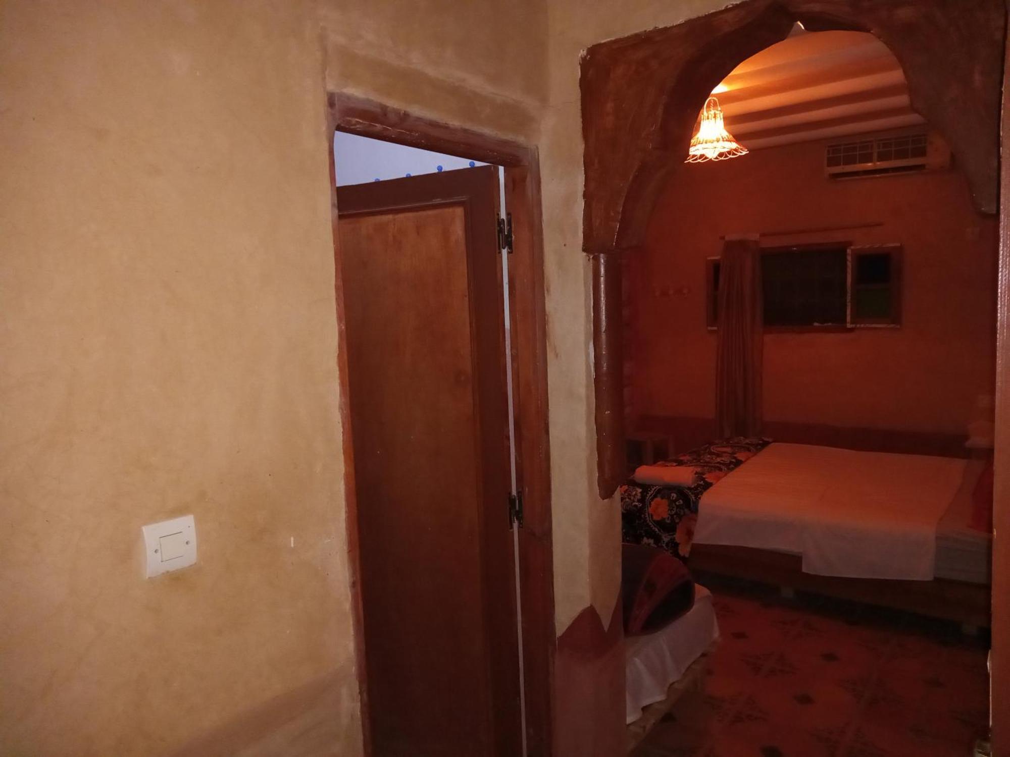 Dar Zara Hotel Tiourjdal Ngoại thất bức ảnh