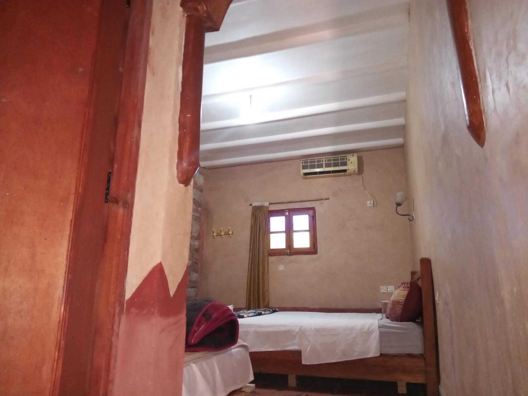 Dar Zara Hotel Tiourjdal Ngoại thất bức ảnh