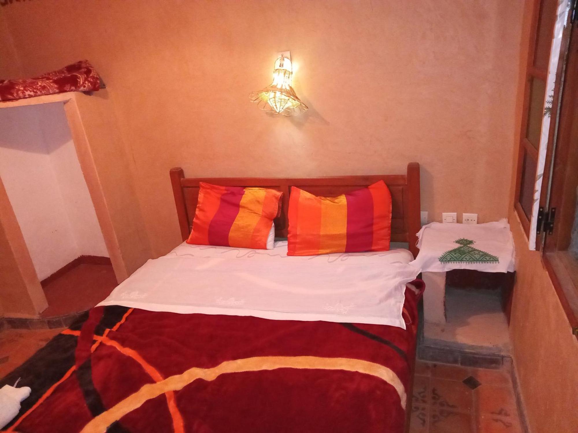 Dar Zara Hotel Tiourjdal Ngoại thất bức ảnh